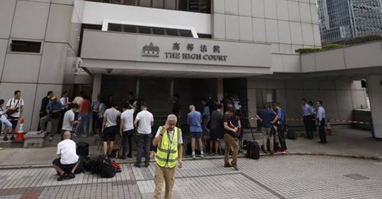 男子九龙城法院持刀企图袭击裁判官 律政司强烈谴责