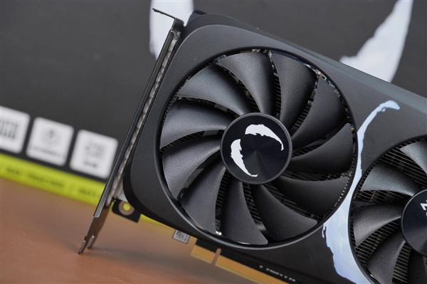 超级IP破次元壁！索泰RTX 4070 SUPER 12GB毒液联名显卡图赏