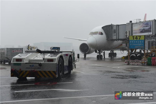 受强降雨和雷暴天气影响 哥伦比亚首都机场暂停运营