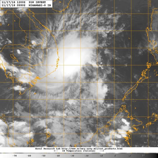 天文台预料热带风暴桃芝今晚至明早于本港以南约200公里内掠过