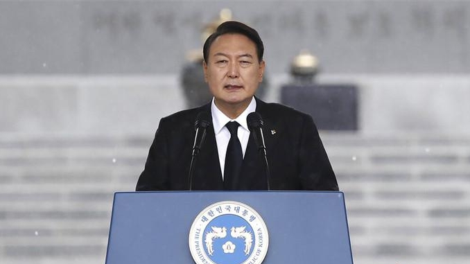 韩国执政党党魁要尹锡悦为戒严令下台