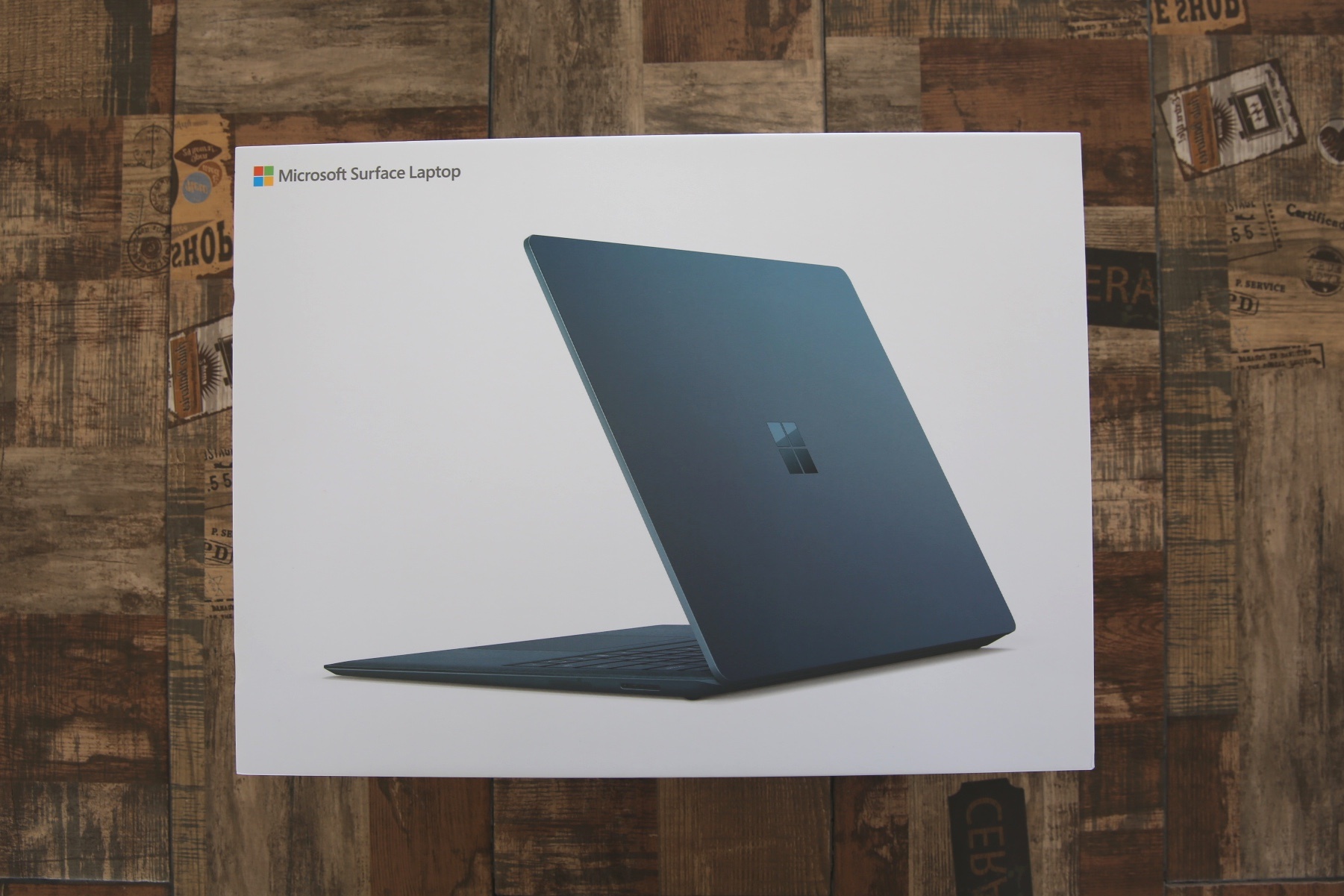 圣诞优惠2024｜Surface Laptop 7 八五折大促，低至 HK$6,610 体验最纯正 Copilot+ PC