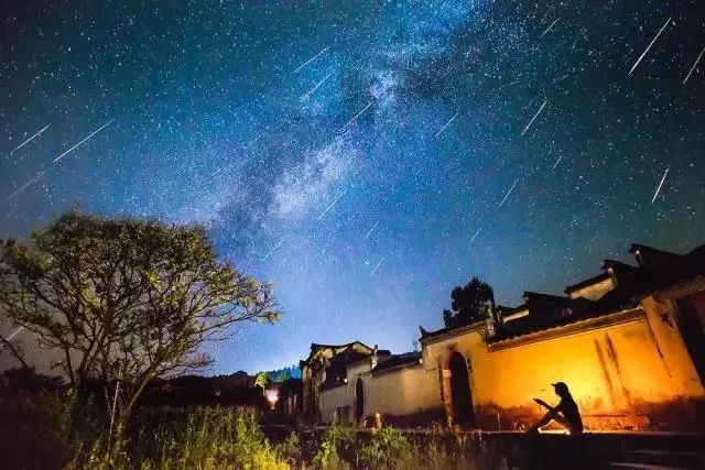 就在今夜 本年度最后一场双子座流星雨上演