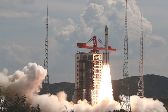 中国星网诞生！我国卫星互联网低轨01组卫星发射成功