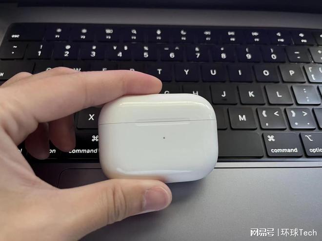 曝苹果AirPods Pro 3支持心率、体温监测