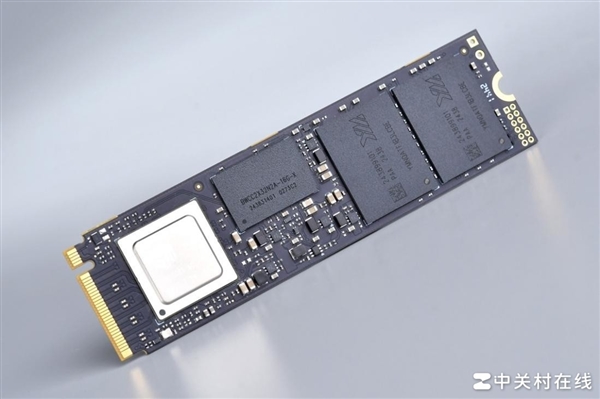 致态TiPro9000固态硬盘上手：满血PCIe 5.0破局者